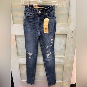 Levi’s High Rise Skinny Jeans